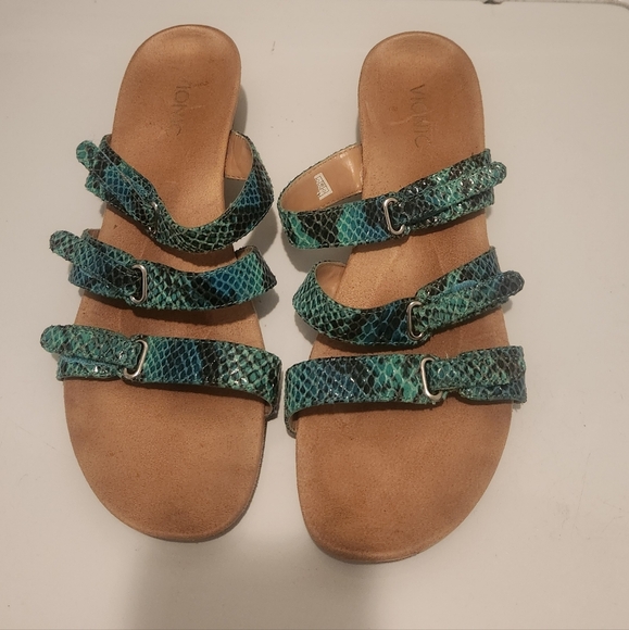 Vionic Shoes - Vionic Comfort Wedge Sandal In Teal Snake Print
